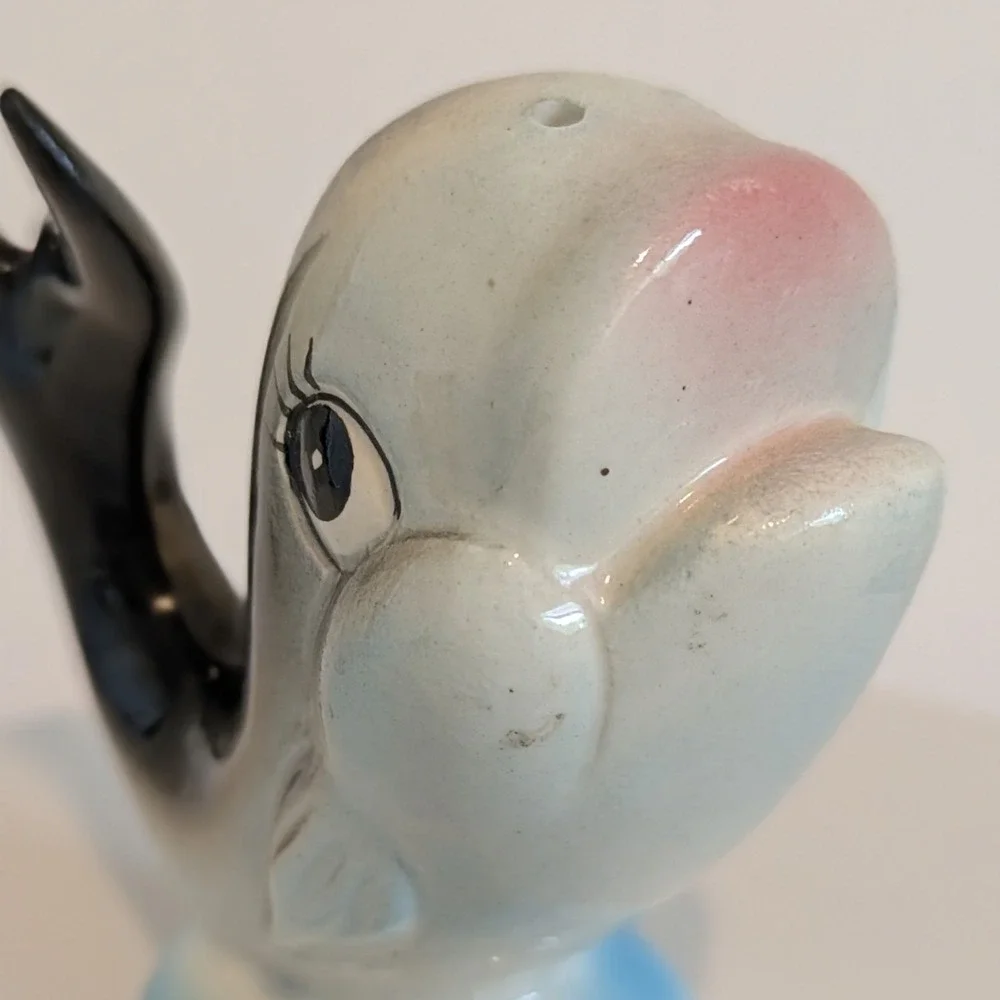 Vintage Kelvins Treasures Whale Salt & Pepper Shakers Anthropomorphic Japan